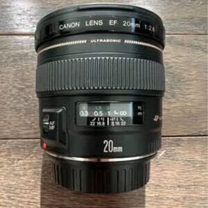 Canon EF 20mm f/2.8 USM lens, like new.